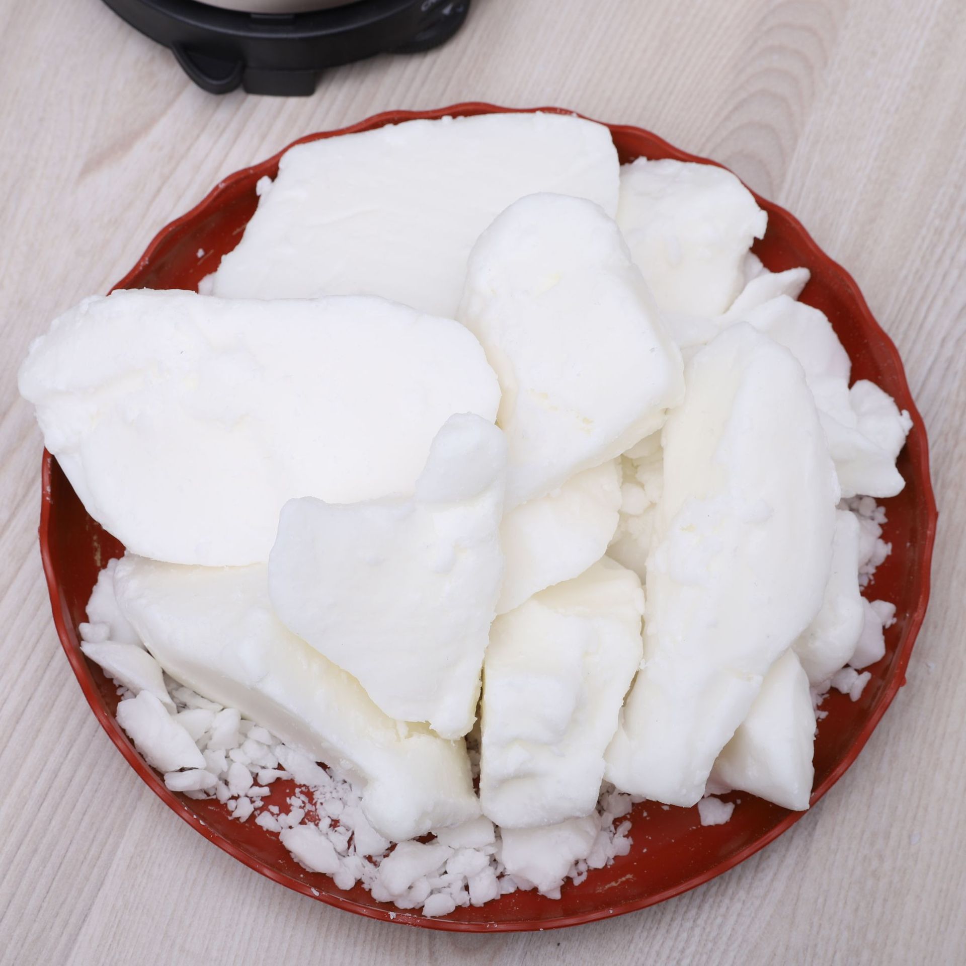 Inilunsad ng Nanjing FNAT Chemical ang Premium Cosmetic at Candle-Grade Coconut Wax na may Buong Quality Compliance Inilunsad ng Nanjing FNAT Chemical ang Premium Cosmetic at Candle-Grade Coconut Wax na may Buong Quality Compliance